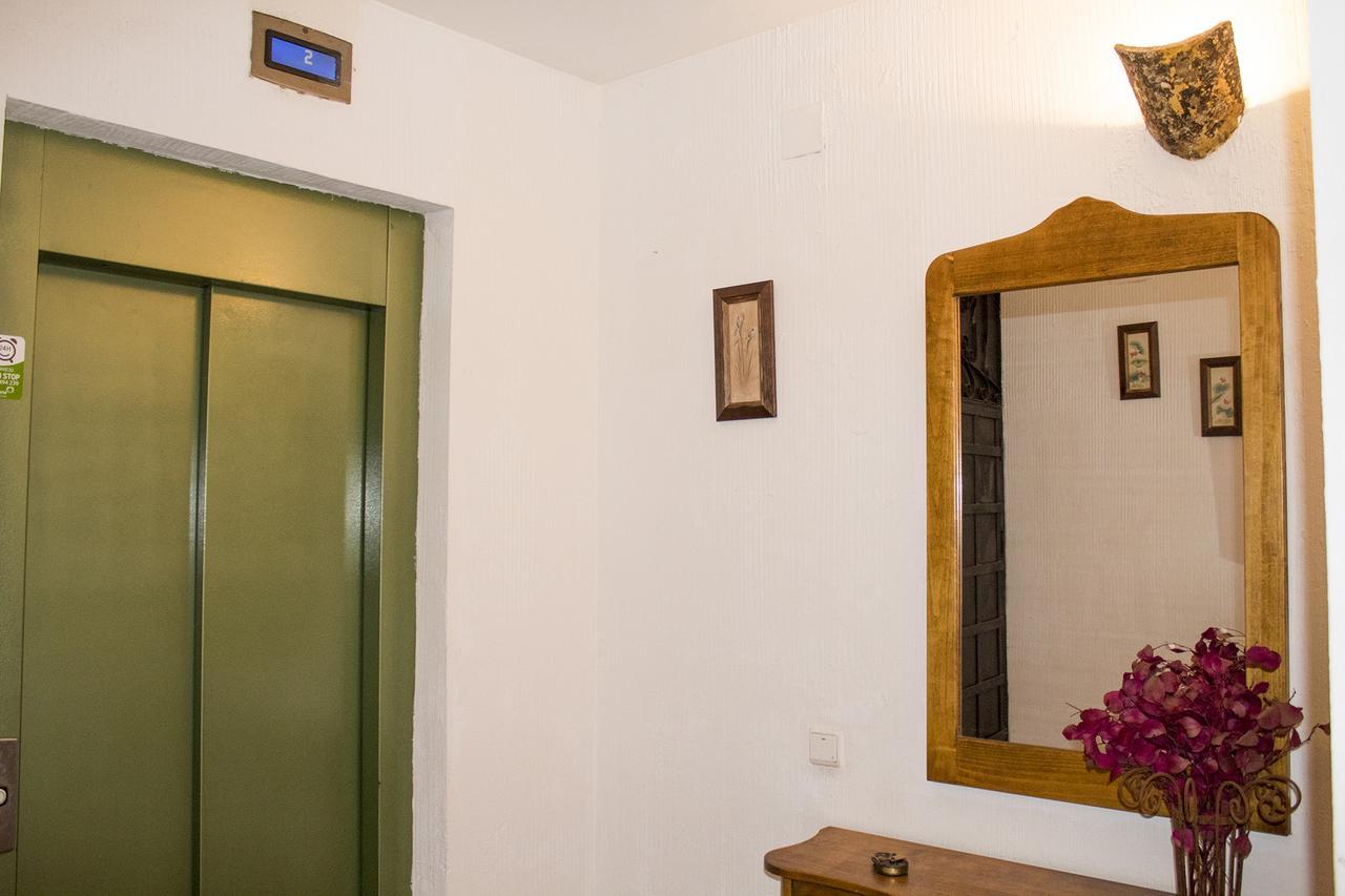 Hostal Calderon Cuenca Cuenca  Bagian luar foto